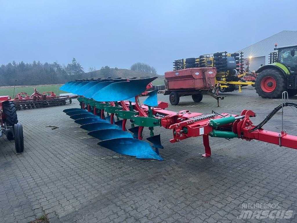 Kverneland 6300 Реверсивні плуги