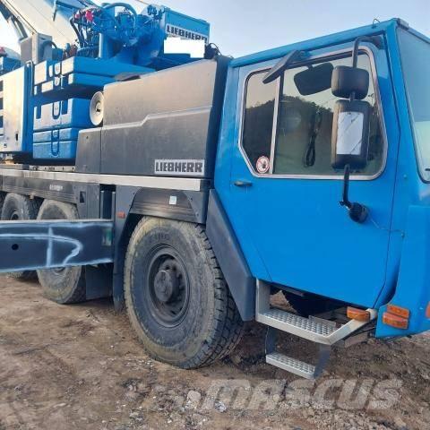 Liebherr LTM 1100 автокрани