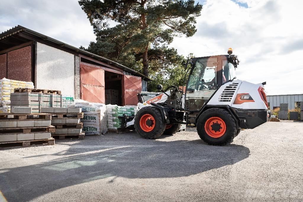 Bobcat L 85 Фронтальні навантажувачі
