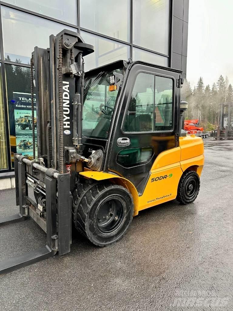 Hyundai 50DA-9 Дизельні навантажувачі
