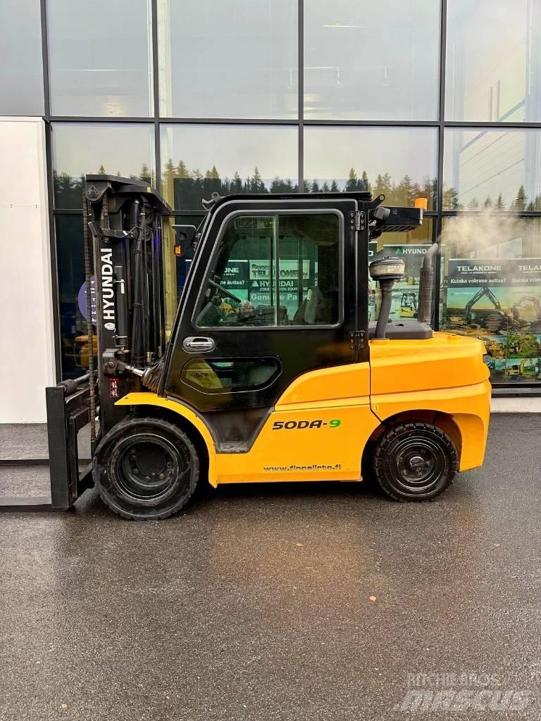 Hyundai 50DA-9 Дизельні навантажувачі