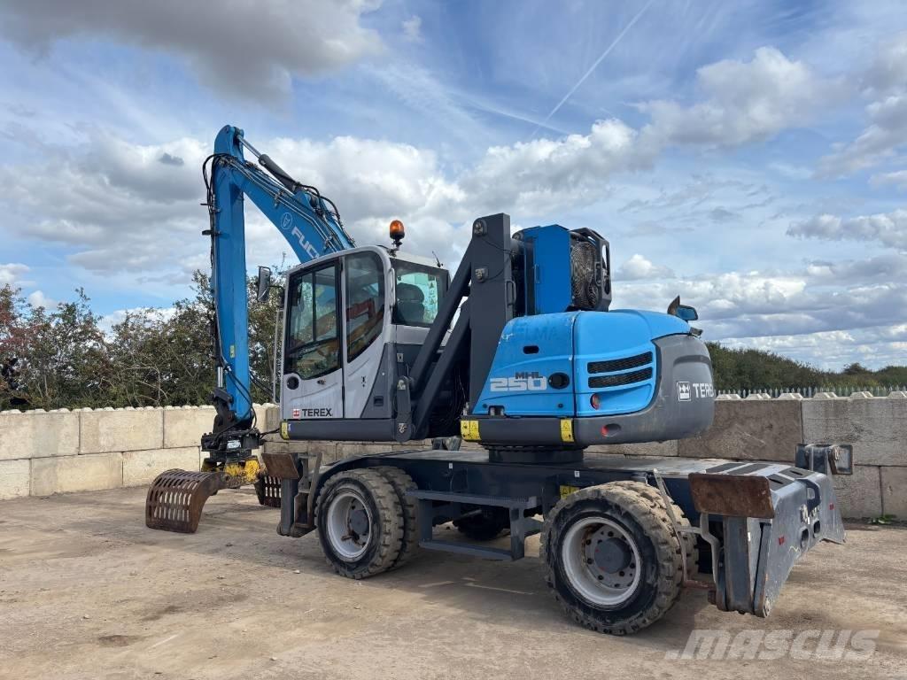 Fuchs MHL 250 Перевантажувачі металобрухту/промислові навантажувачі