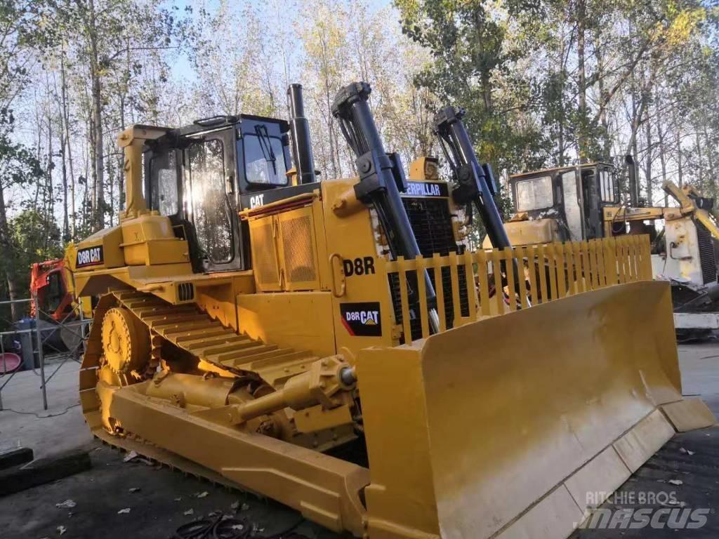 CAT D 8 R Гусеничні бульдозери