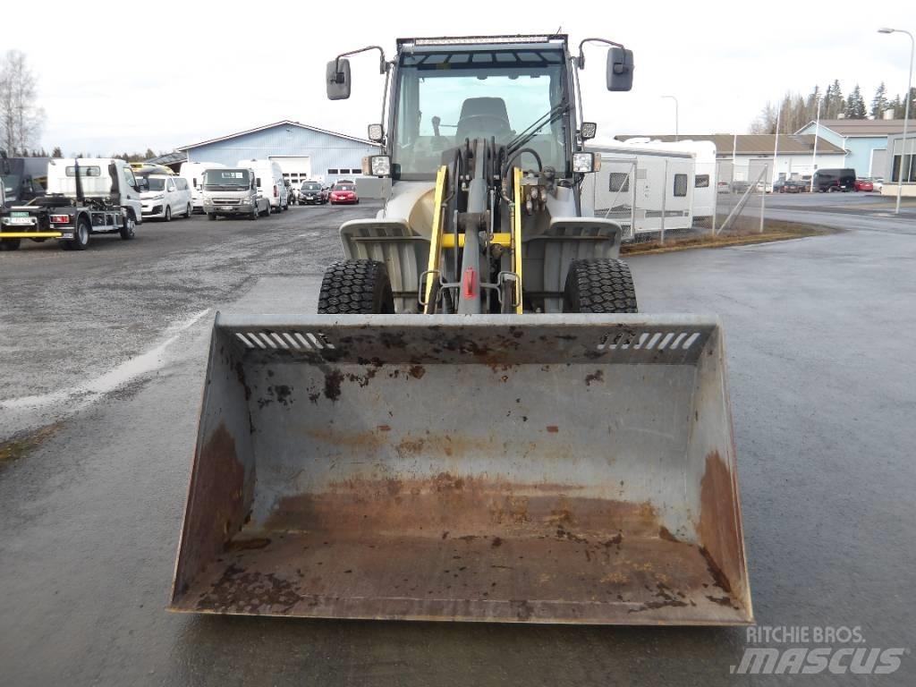 Kramer 8105 Фронтальні навантажувачі