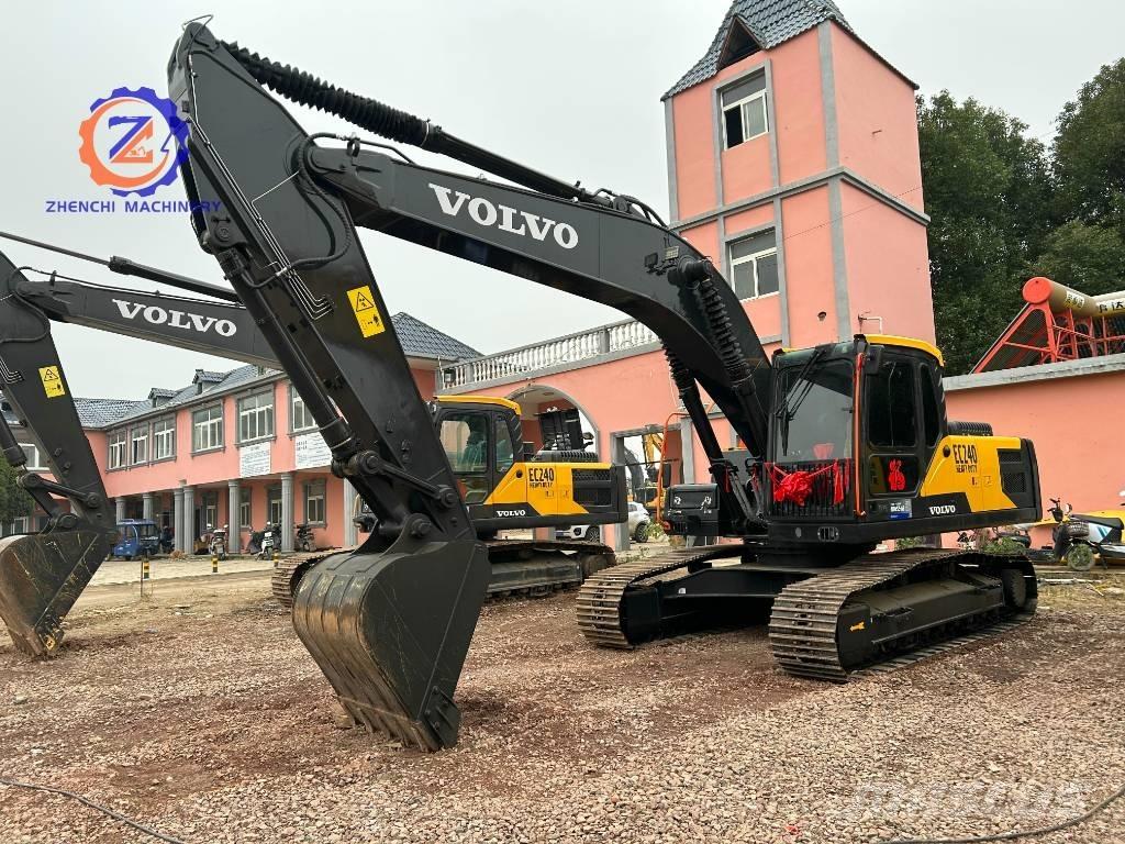 Volvo EC 240 Гусеничні екскаватори