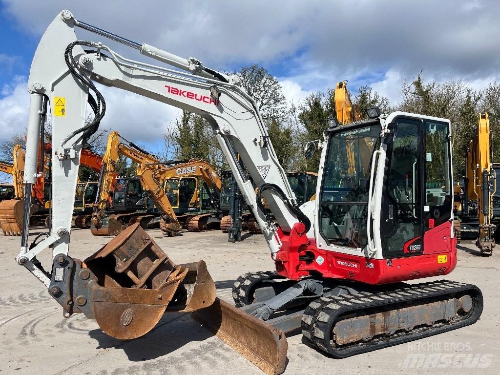 Takeuchi TB260 Міні-екскаватори < 7т