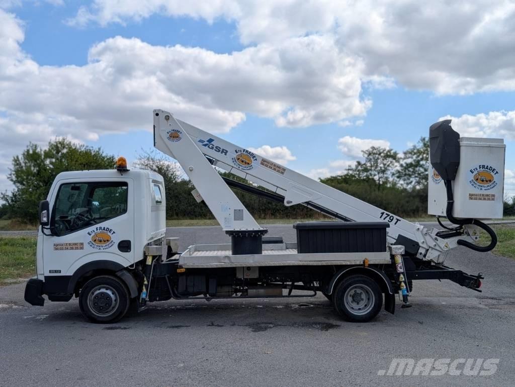 Nissan NT400 Автовишки на базі вантажівки