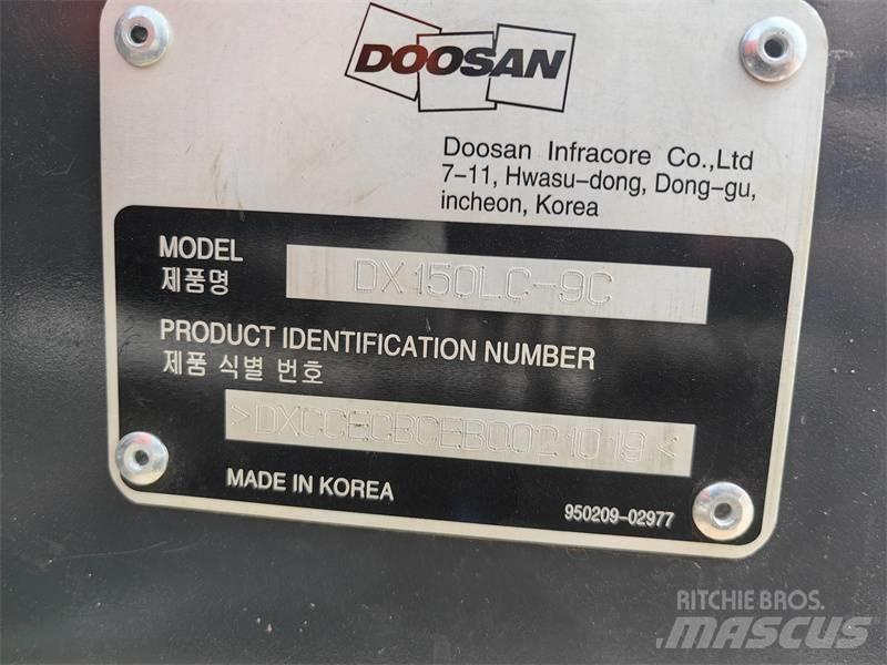 Doosan 150 Гусеничні екскаватори