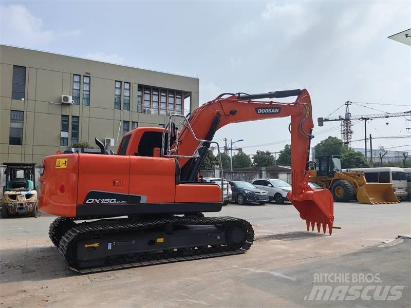 Doosan 150 Гусеничні екскаватори
