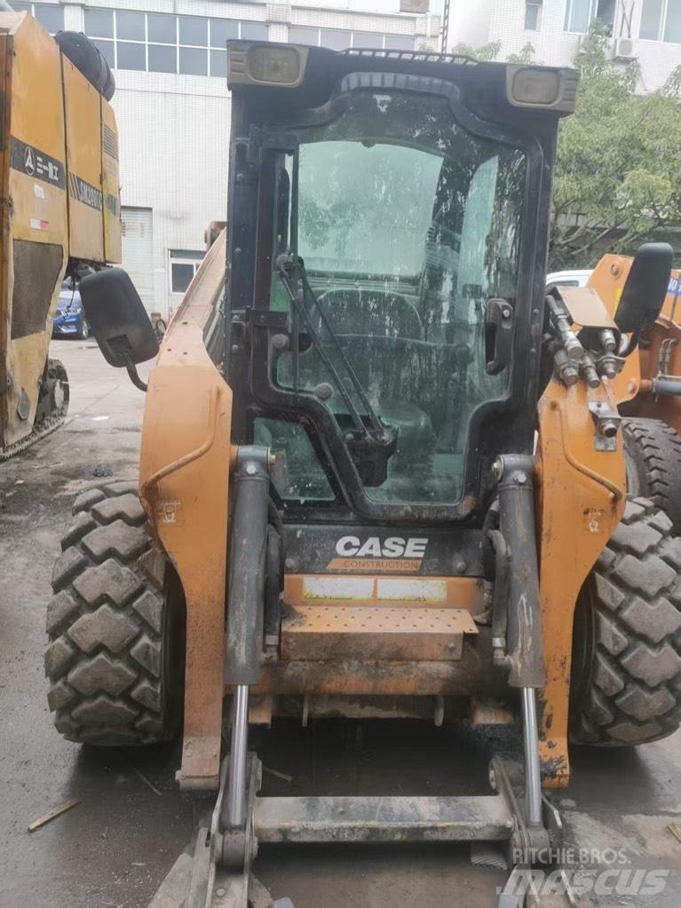 CASE SR 250 Міні-навантажувачі