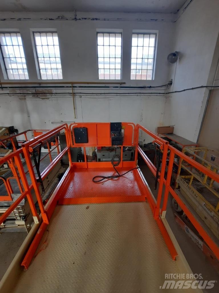 JLG 4069 LE Підйомники-ножиці