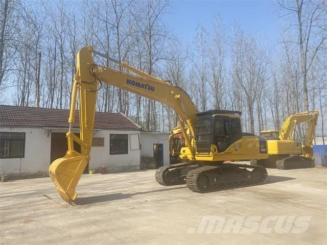 Komatsu PC200-7 Гусеничні екскаватори