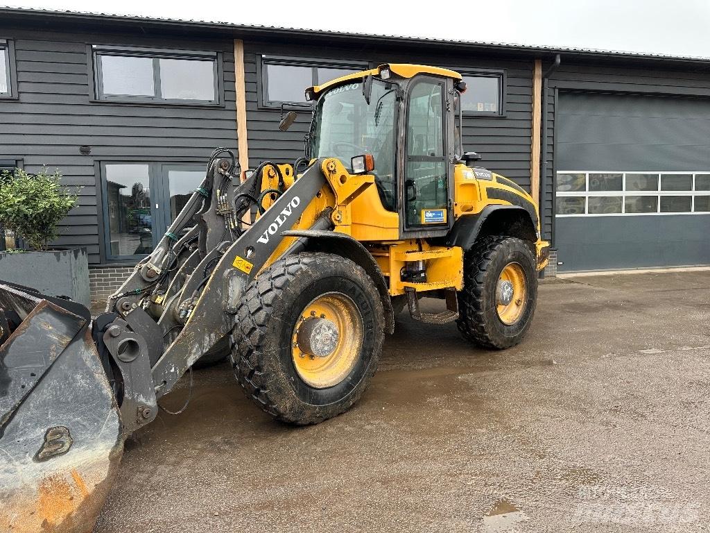 Volvo L45G Фронтальні навантажувачі