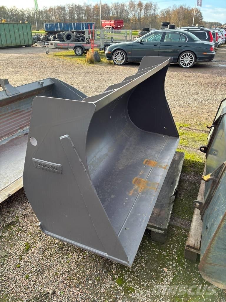 Volvo Skopa Ковші