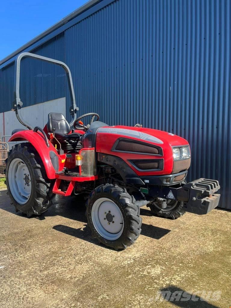 McCormick X10.30M Трактори
