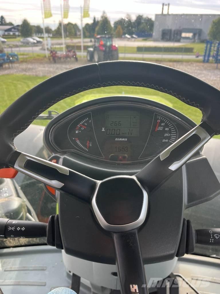 CLAAS Axion 960 Трактори