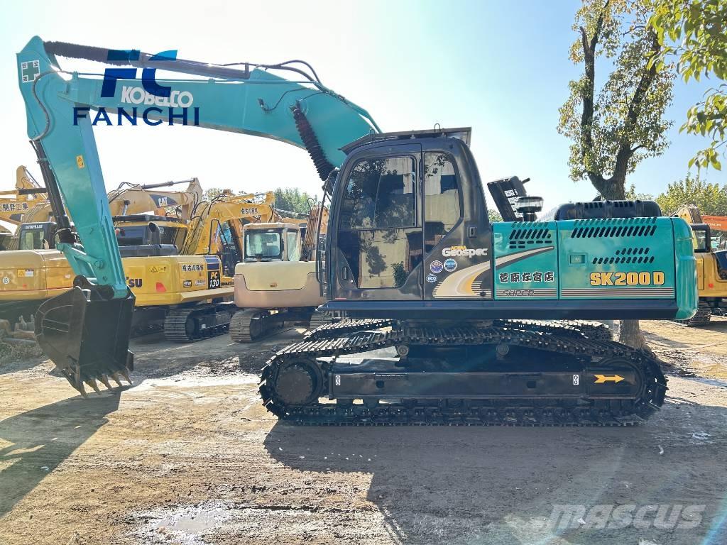 Kobelco SK 200 Гусеничні екскаватори