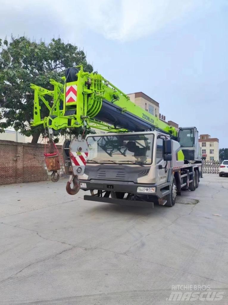 Zoomlion QY25H автокрани