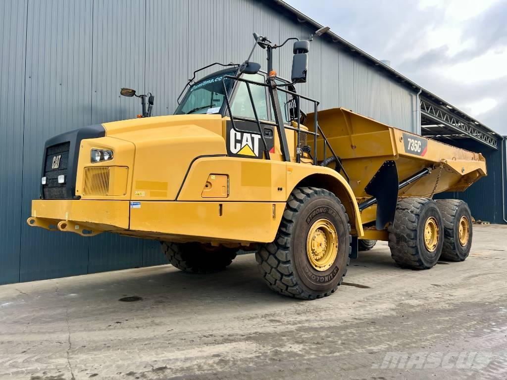 CAT 735C Зчленовані самоскиди