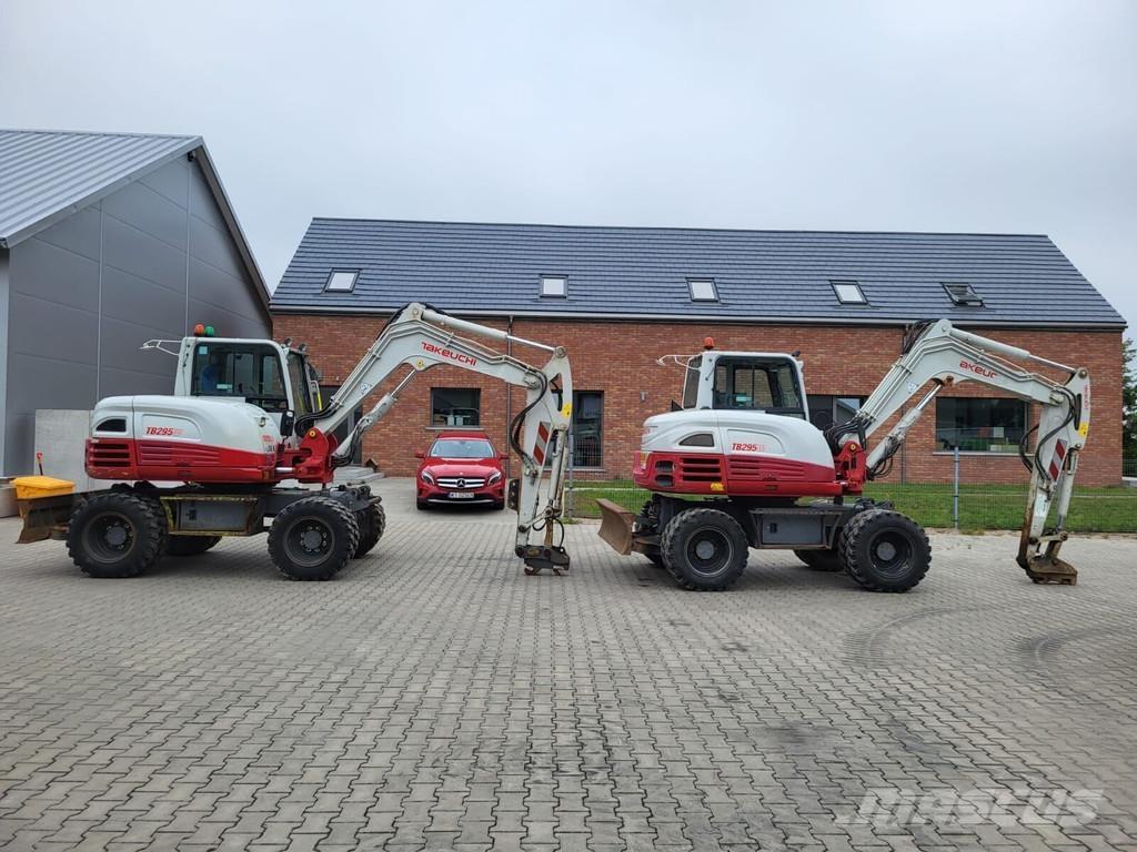 Takeuchi TB295W Середні екскаватори 7т. - 12т.