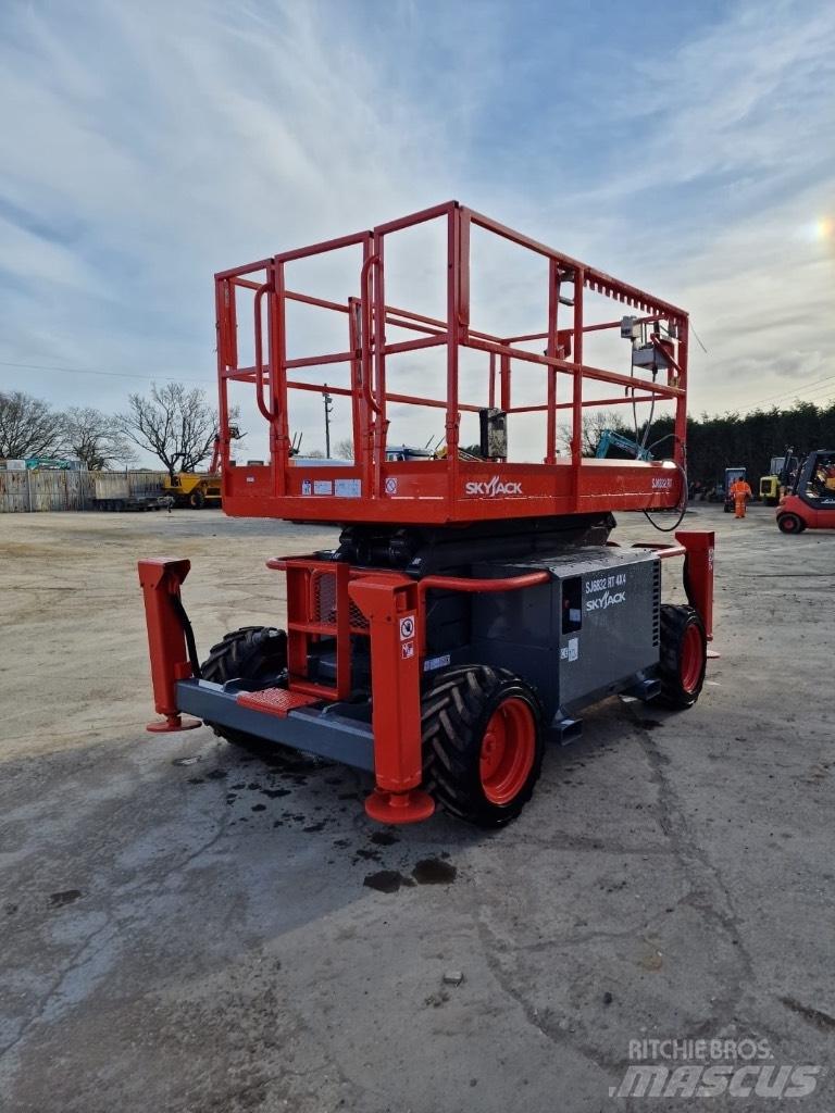 SkyJack SJ 6832 RT Підйомники-ножиці