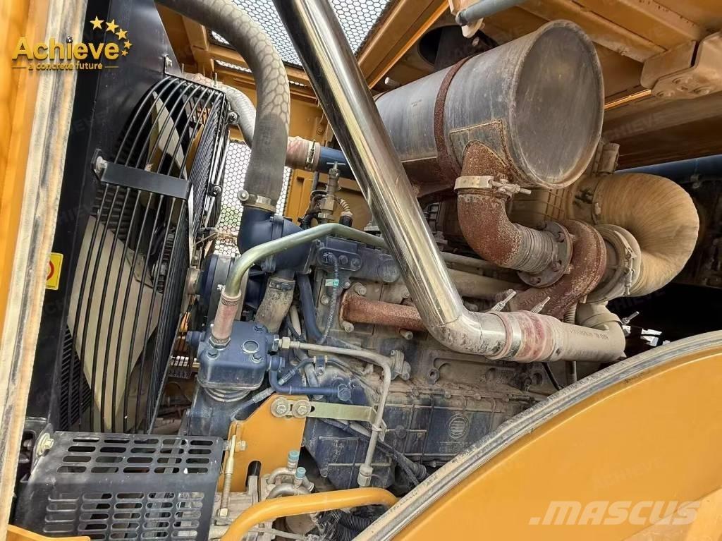SEM 655D Фронтальні навантажувачі