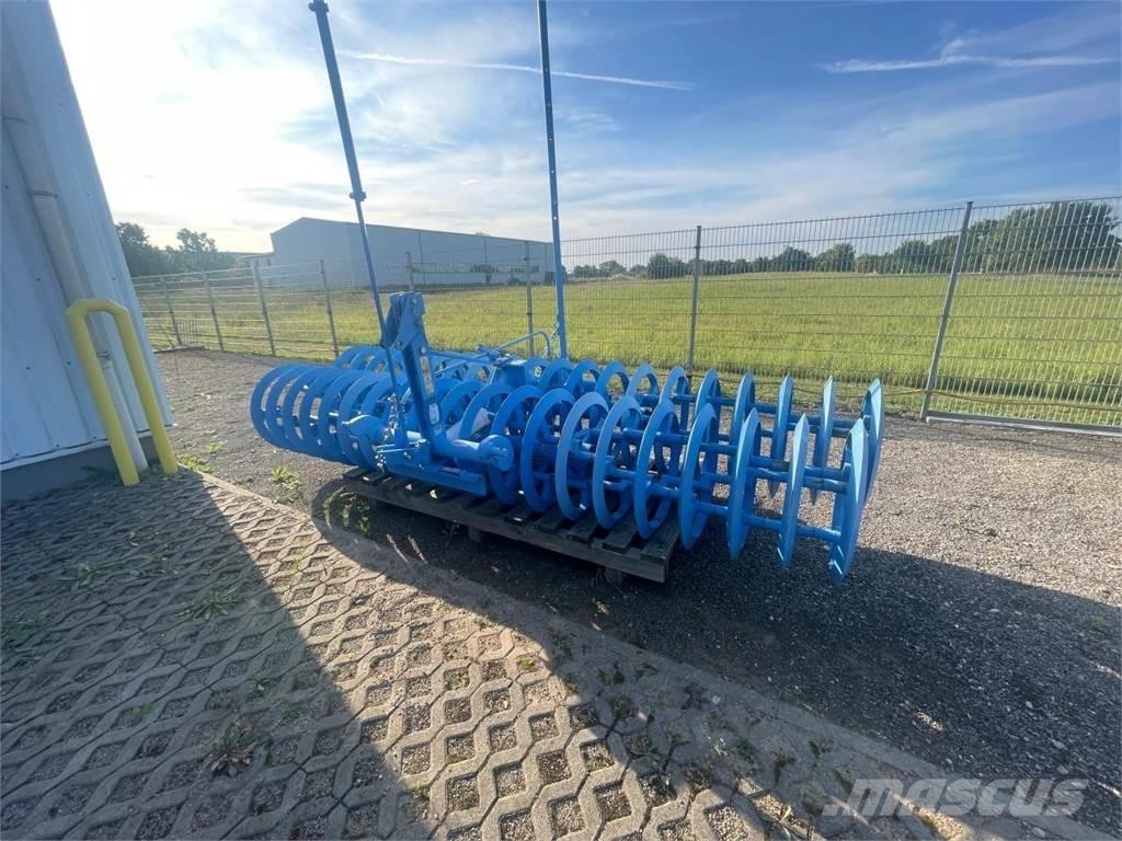 Lemken Diamant 16 Реверсивні плуги