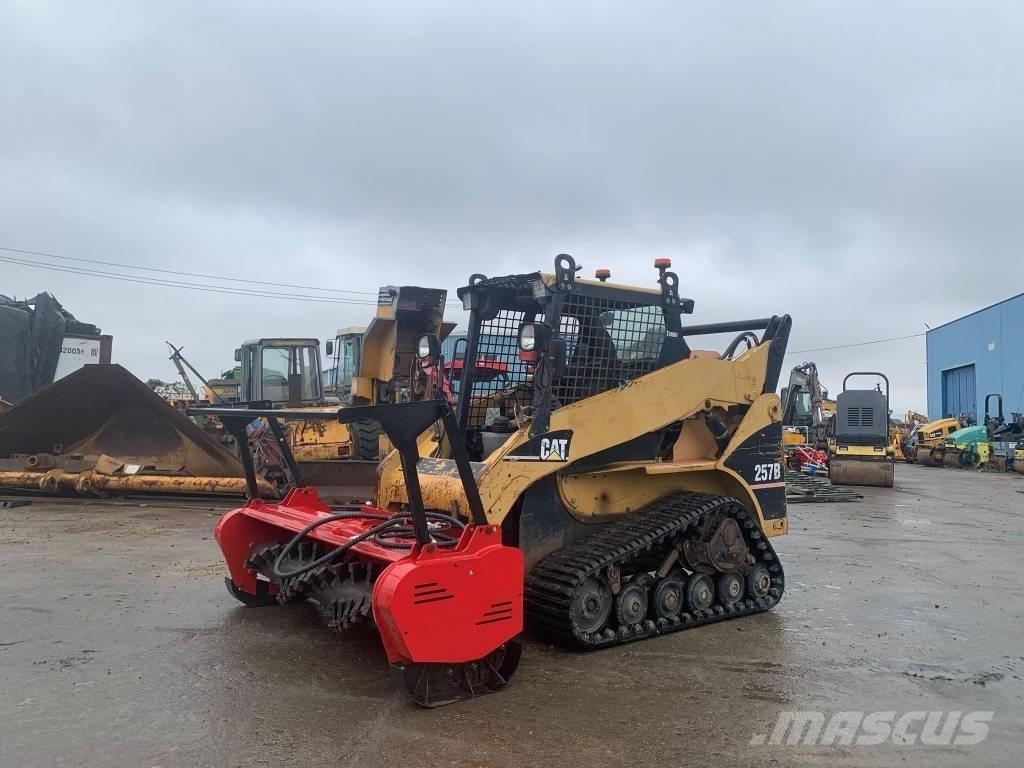 CAT 257 B Міні-навантажувачі