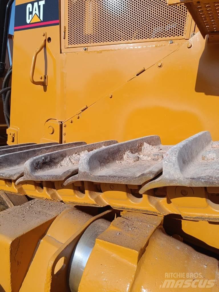 CAT D 9 R Гусеничні бульдозери