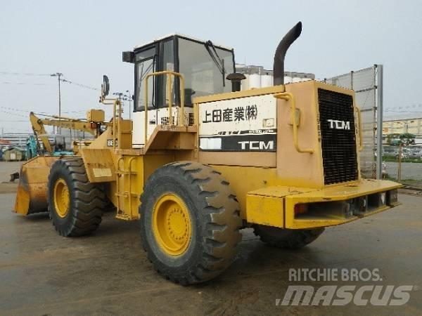 TCM 860-2 Фронтальні навантажувачі