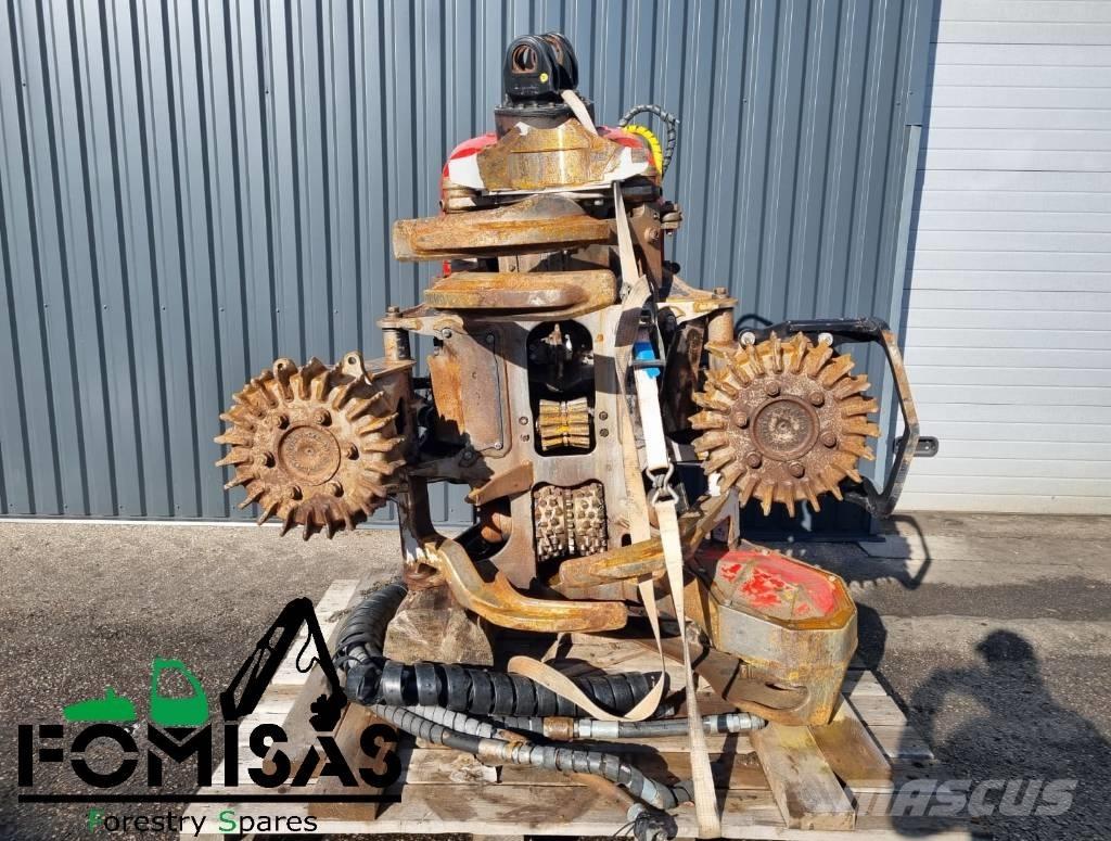 Komatsu C144 Валочні головки