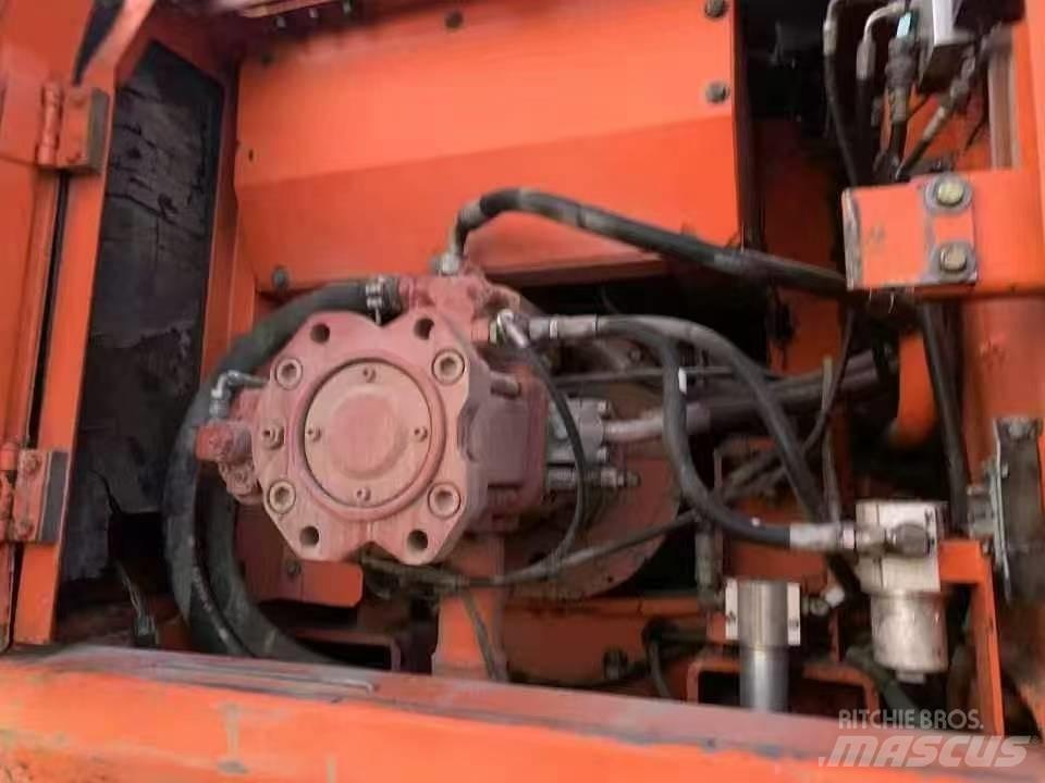Doosan DH 210 W-7 Колісні екскаватори