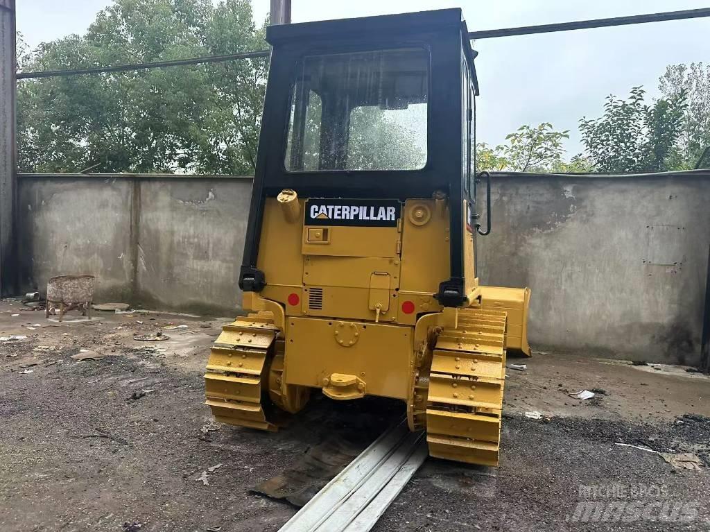 CAT D 4 C Гусеничні бульдозери