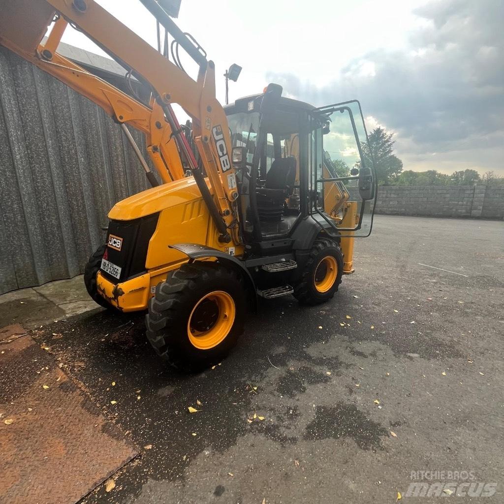 JCB 3CX Compact Екскаватори-навантажувачі