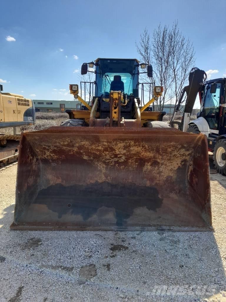 Komatsu WA 380-6 Фронтальні навантажувачі
