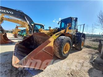 Komatsu WA 380-6 Фронтальні навантажувачі