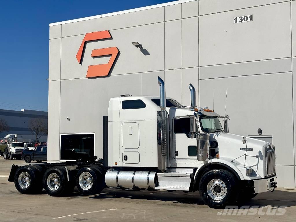 Kenworth T 800 Тягачі