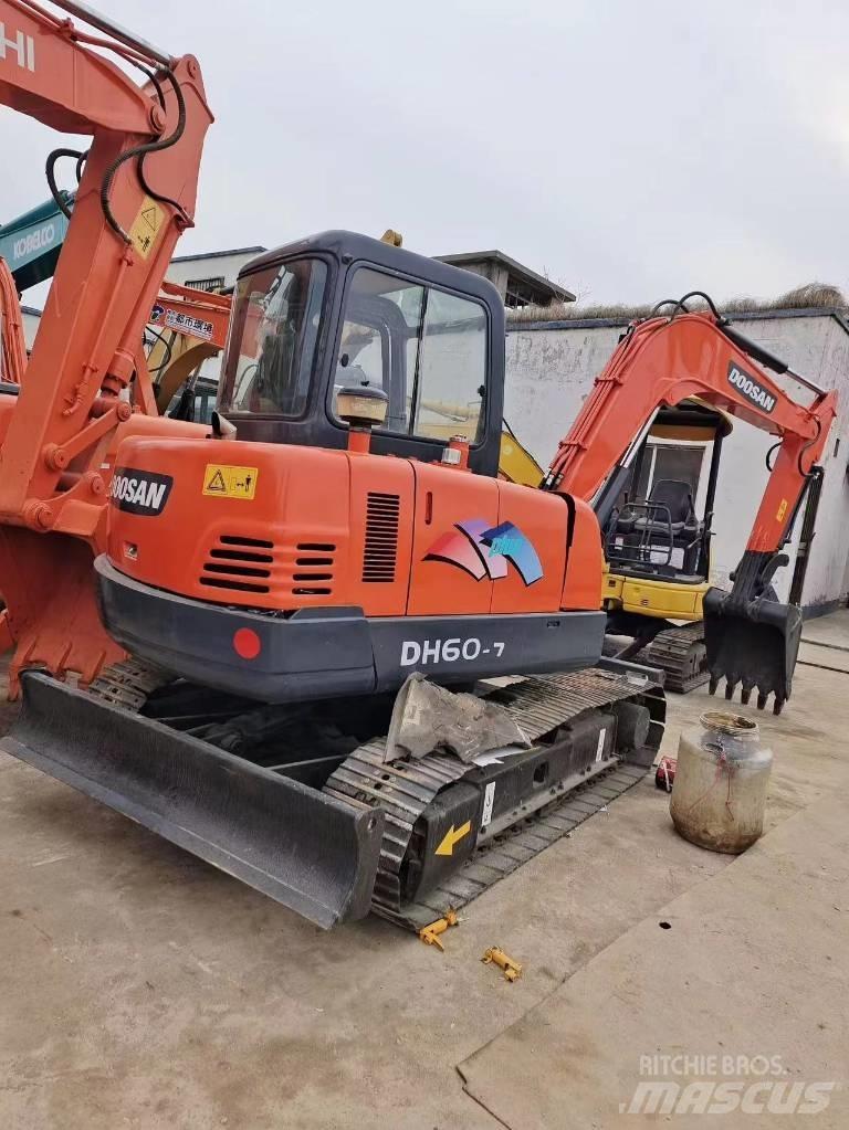 Doosan DH 60-7 Міні-екскаватори < 7т