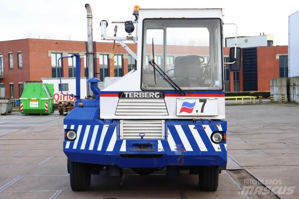 Terberg TRT89 Термінальні трактори