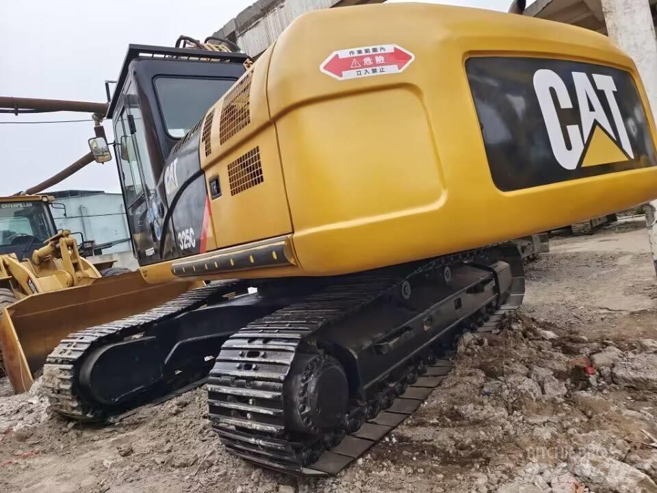 CAT 325C Гусеничні екскаватори