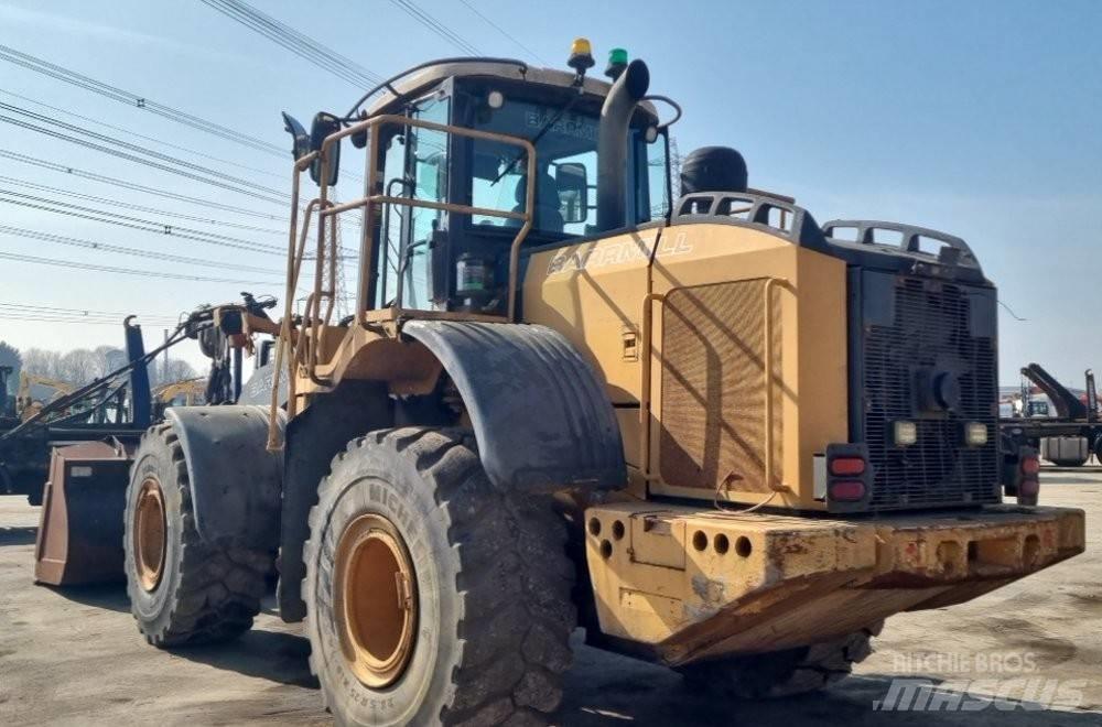 Bell L 2106 E Фронтальні навантажувачі