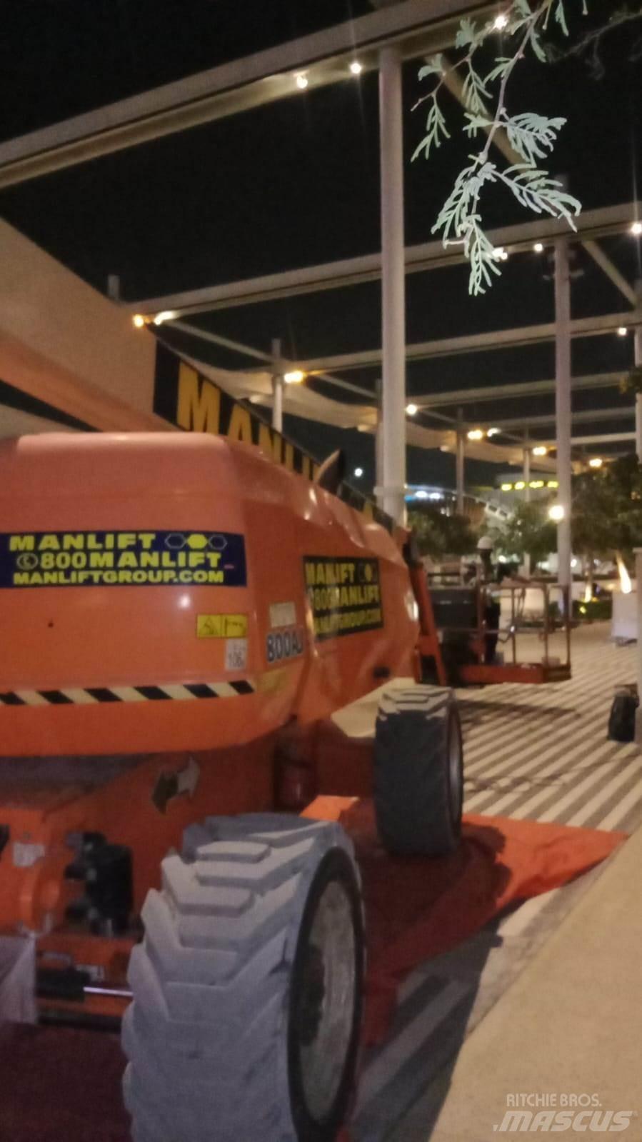 JLG 800AJ Колінчаті підйомники