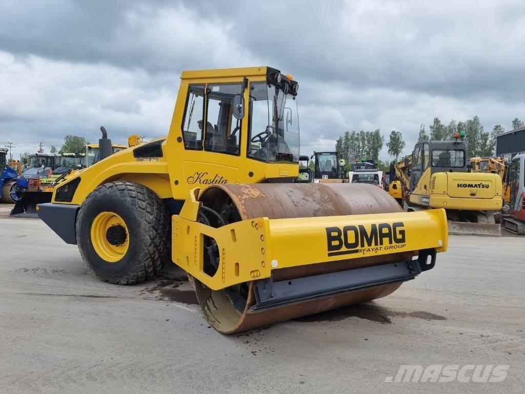 Bomag BW 213 D H-4 Грунтові котки