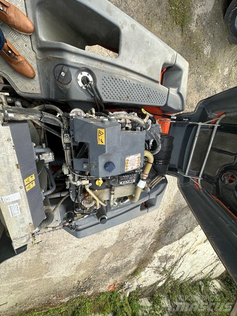 Hamm GRW 180i Пневматичні катки