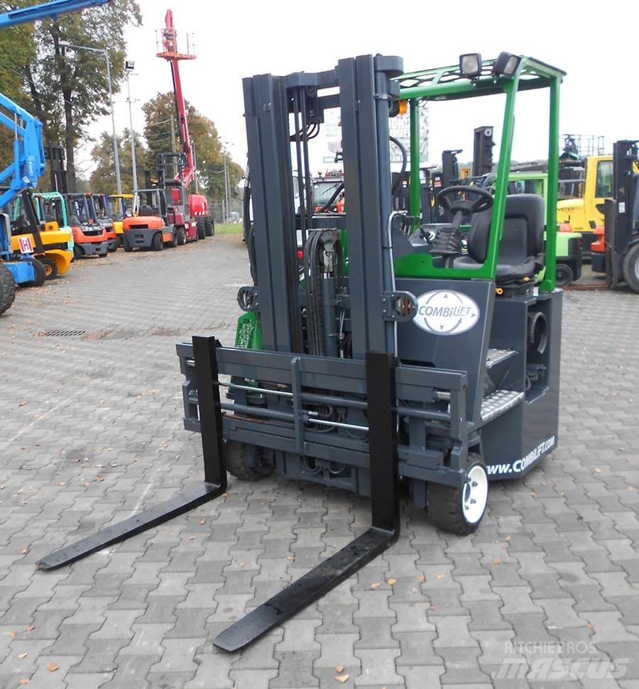 Combilift C2500CB Чотириходові річ-траки
