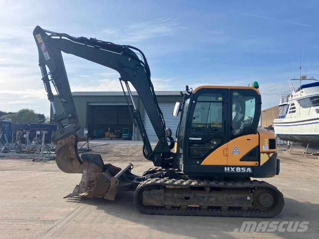 Hyundai HX 85 A Середні екскаватори 7т. - 12т.
