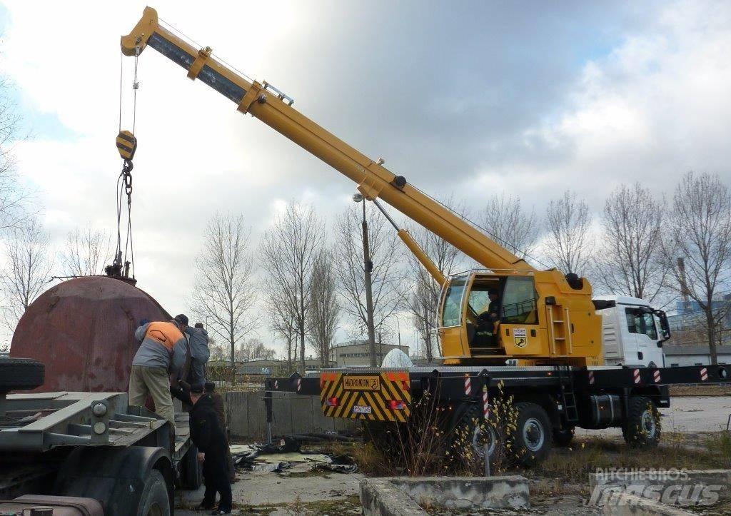 Hidrokon HK 30 18 T2 автокрани
