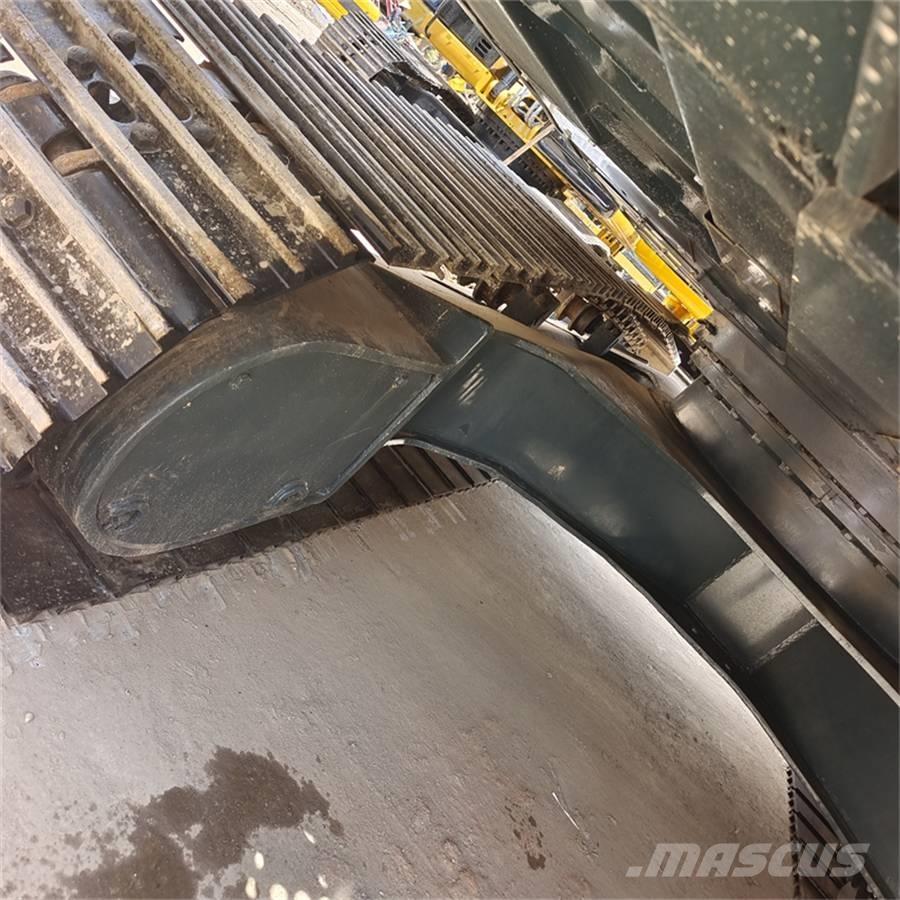 Hyundai 220 LC-9S Гусеничні екскаватори