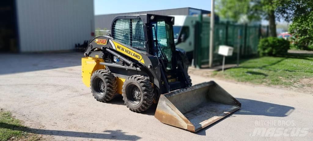 New Holland L218 Міні-навантажувачі
