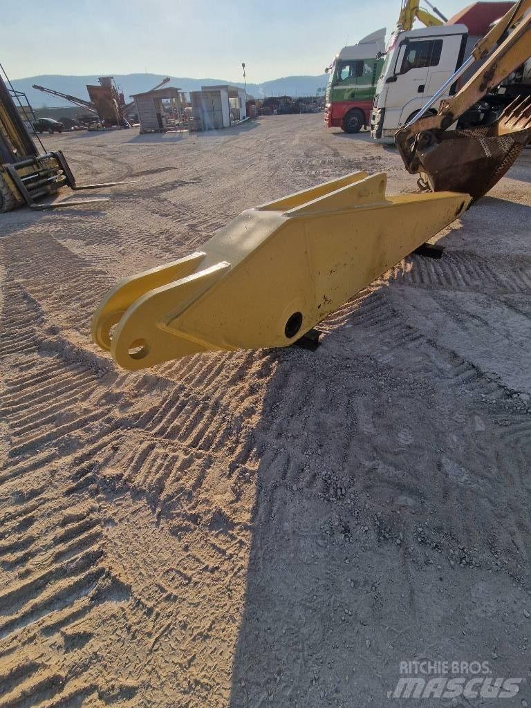 Komatsu PC340NLC-7K Гусеничні екскаватори